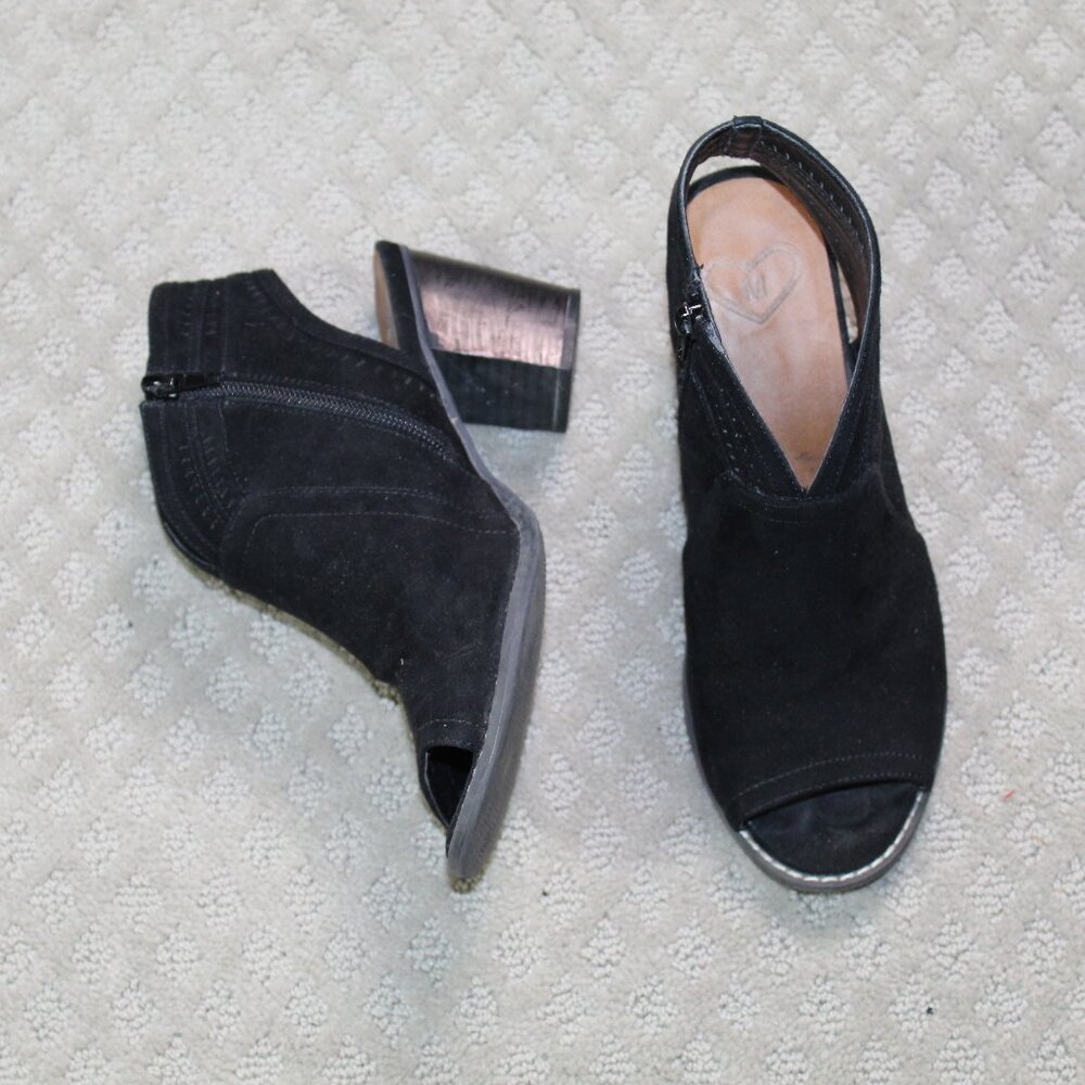 Madeline Water Lily Size 7.5M Black Faux Suede Peep Toe Heeled Booties